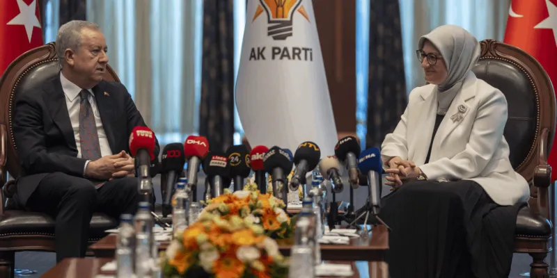 AKP ve MHP'den Şok İddia: Özgür Özel Hedefte mi?