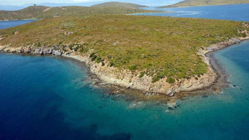 Ayvalık'taki Maden Adası'nda 27 kişi mahsur kaldı! 
