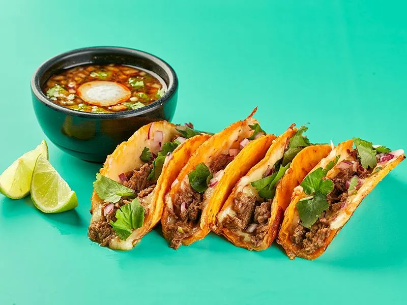 Birria Taco Tarifi: Meksika'nın Sokak Lezzeti Sırrı!