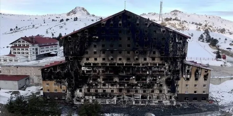 Bolu'da Otel Yangını Sonrası Bayram Rezervasyonları Çakıldı!