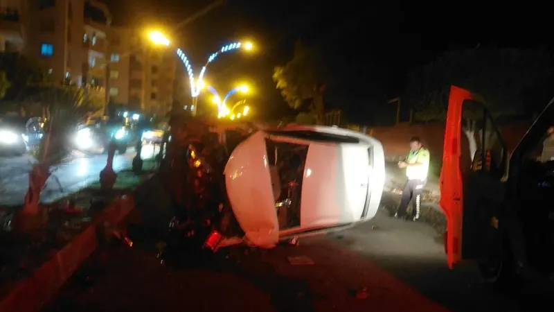 Hatay'da Şok Kaza! Takla Atan Araç Kamerada!