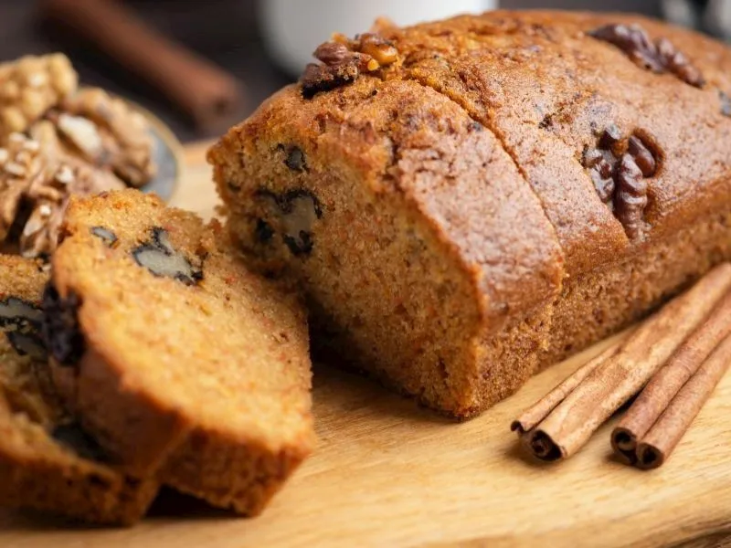 Havuçlu Cevizli Kek: Tadı Damakta Kalan Tarçınlı Lezzet!