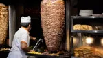 İlan Resmi Gazete'de: Dev döner zinciri satılıyor! 390 şubesi var…