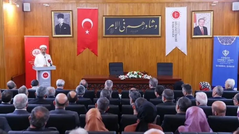 İstanbul'a Yeni Müftü! Emrullah Tuncel Göreve Başladı!