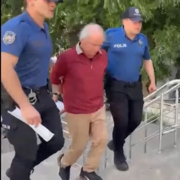 Kameralı gözlük ile kadınları kaydetmiş!