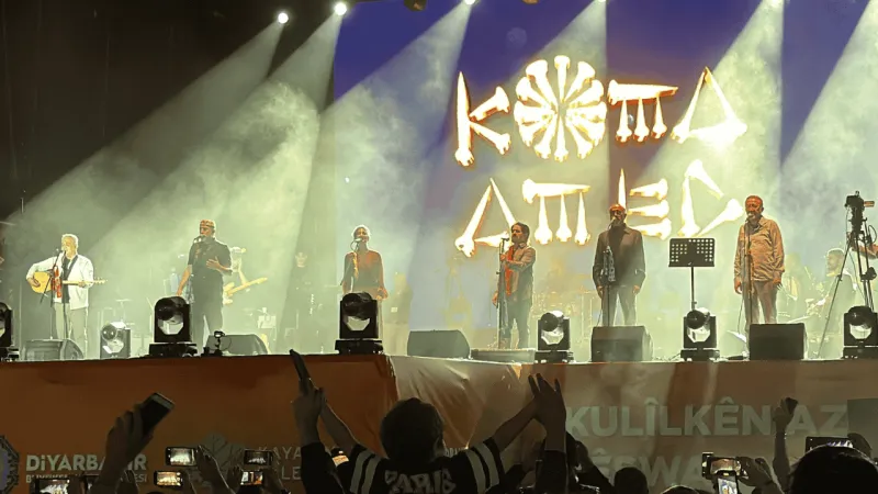 Koma Amed 30 Yıl Sonra Diyarbakır'da: Konserde Neler Yaşandı?