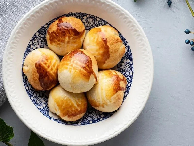 Kuru Mayalı Puf Poğaça Tarifi