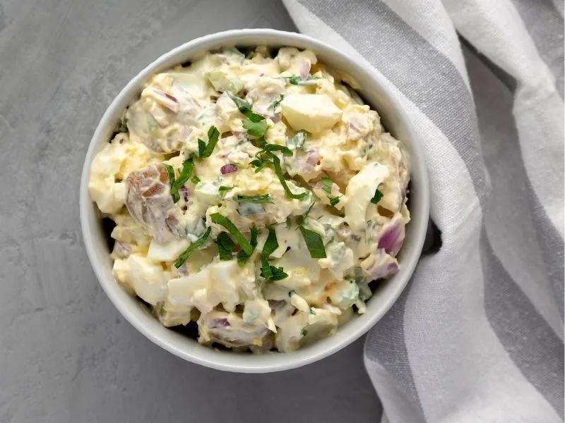  Labneli Patates Salatası