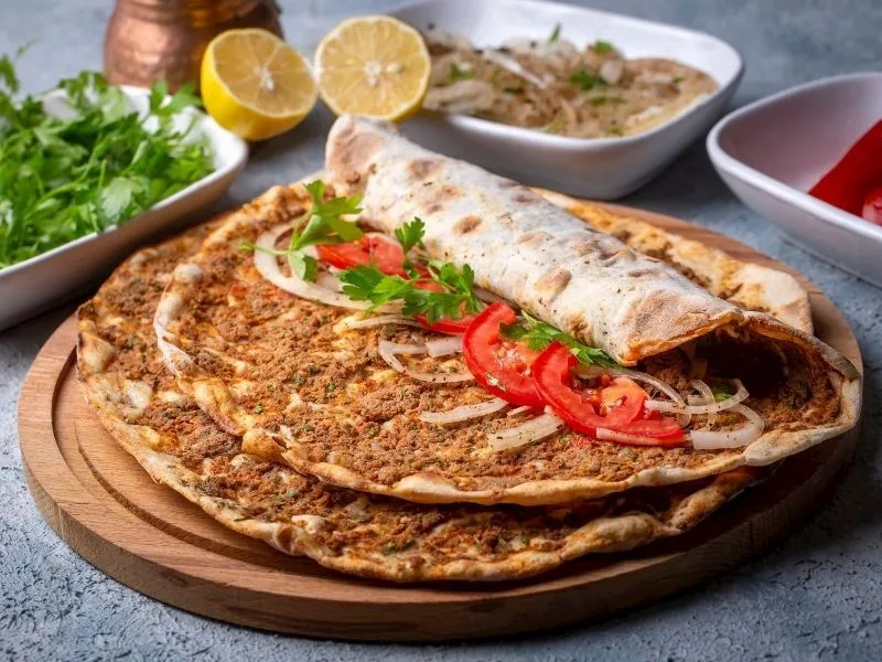 Lavaşla Lahmacun: 10 Dakikada Hazır! (İşte Tarif)