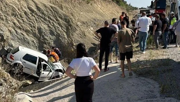 Feci Kaza: Menfeze Uçan Otomobilde Çocuk Hayatını Kaybetti!