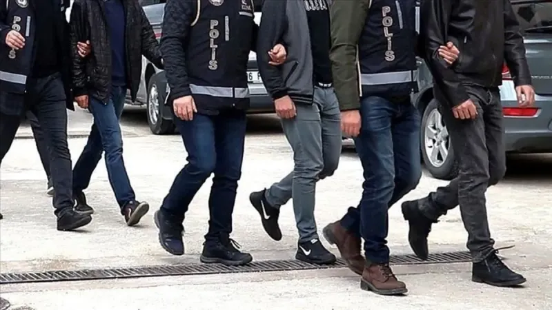 Mersin'de 2 milyon liralık kaçakçılık operasyonu: 12 gözaltı