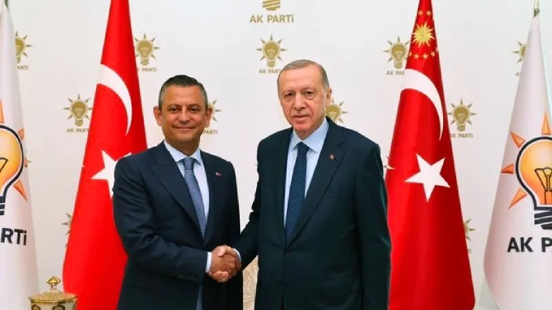 Erdoğan ve Özel Tekrar Görüşmeli mi? MetroPOLL Anketi Şaşırttı!