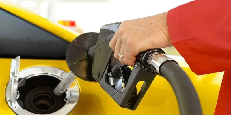 Benzine Dev İndirim Müjdesi! İşte 8 Mayıs Güncel Fiyatlar