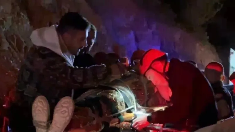 Çankırı Kalesi'nde Korkunç Kaza! Talihsiz Adam Kayalıklara Yuvarlandı