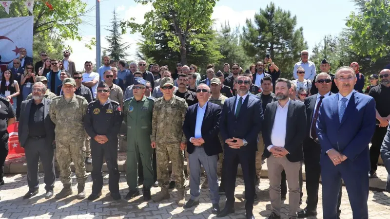 SOLOTÜRK'ten Elazığ'ı Coşturan Gösteri! Fırat Üniversitesi 50 Yaşında