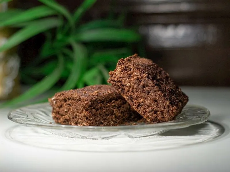 Fit Brownie Tarifi: Tatlı Krizlerine Sağlıklı Çözüm!