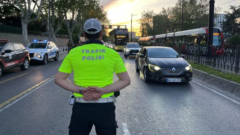 İstanbul'da Şok Baskın! Polis "Huzur" Operasyonu Başlattı!