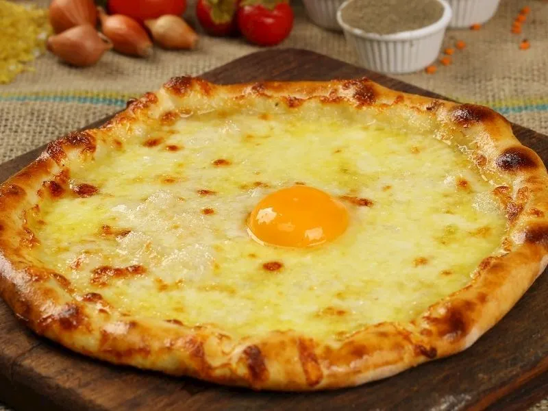 Trabzon Pidesi Tarifi: Lezzet Şöleni! İpuçları ve Püf Noktaları