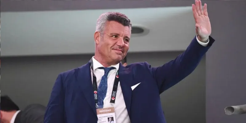 Sadettin Saran'dan Soyunma Odası Baskını! Ne Söyledi?