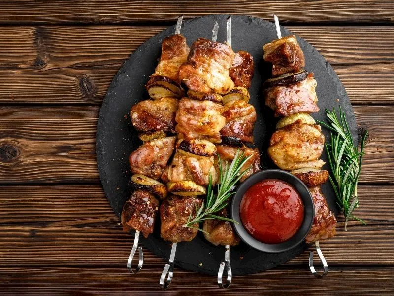 Şaşlık Kebabı: Lokum Kıvamında, Mangalda Efsane Lezzet!