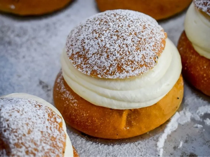 Semlor (Semla) Tarifi 