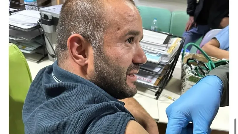 Sokak Köpeği Dehşeti! Muhtarın Kolunu Parçaladı!