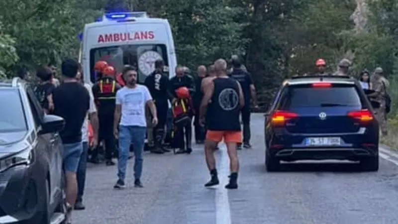Tunceli'de Facia Kıl Payı! Genç Kız Ölümden Döndü